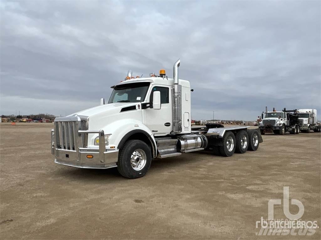 Kenworth T880 Prime Movers