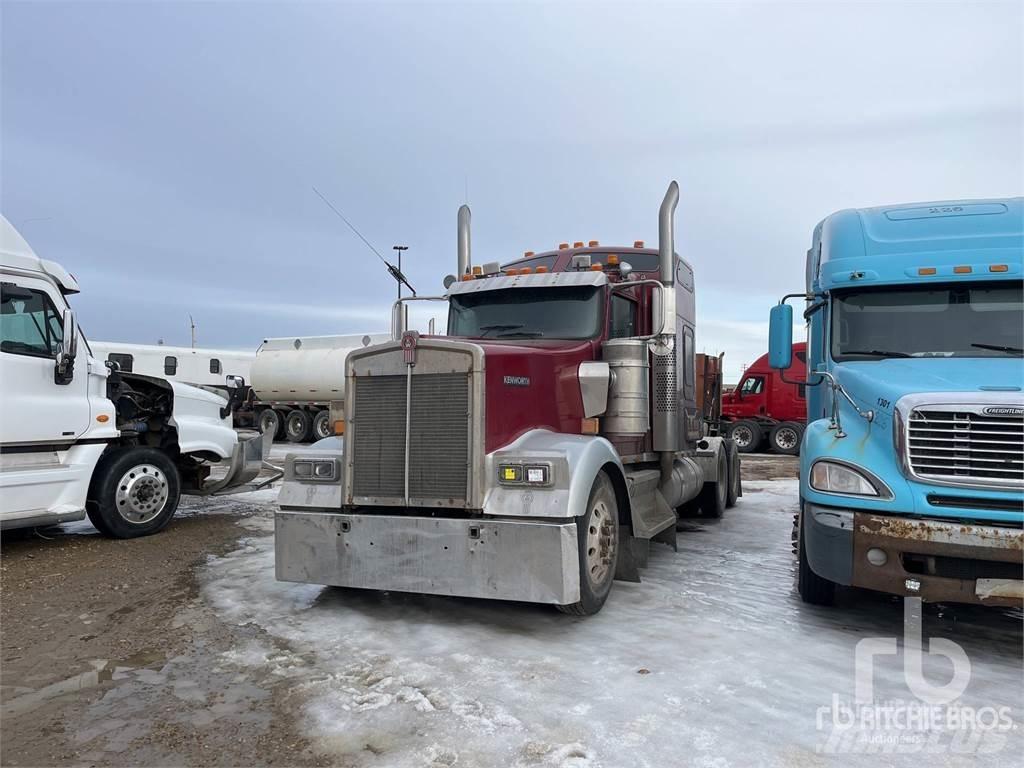 Kenworth W900 Prime Movers