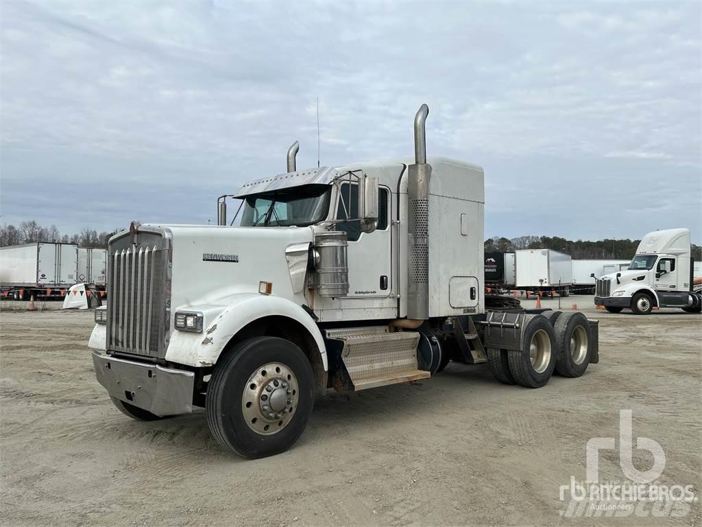 Kenworth W900 Prime Movers