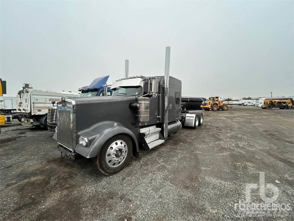 Kenworth W900 Prime Movers
