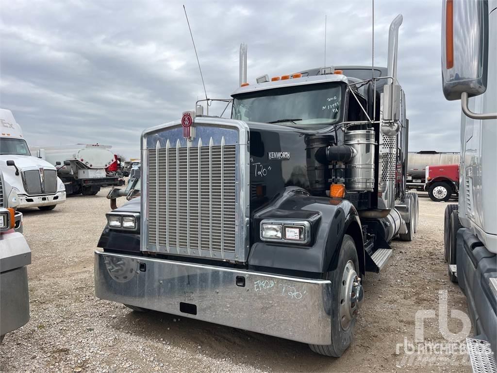 Kenworth W900 Prime Movers