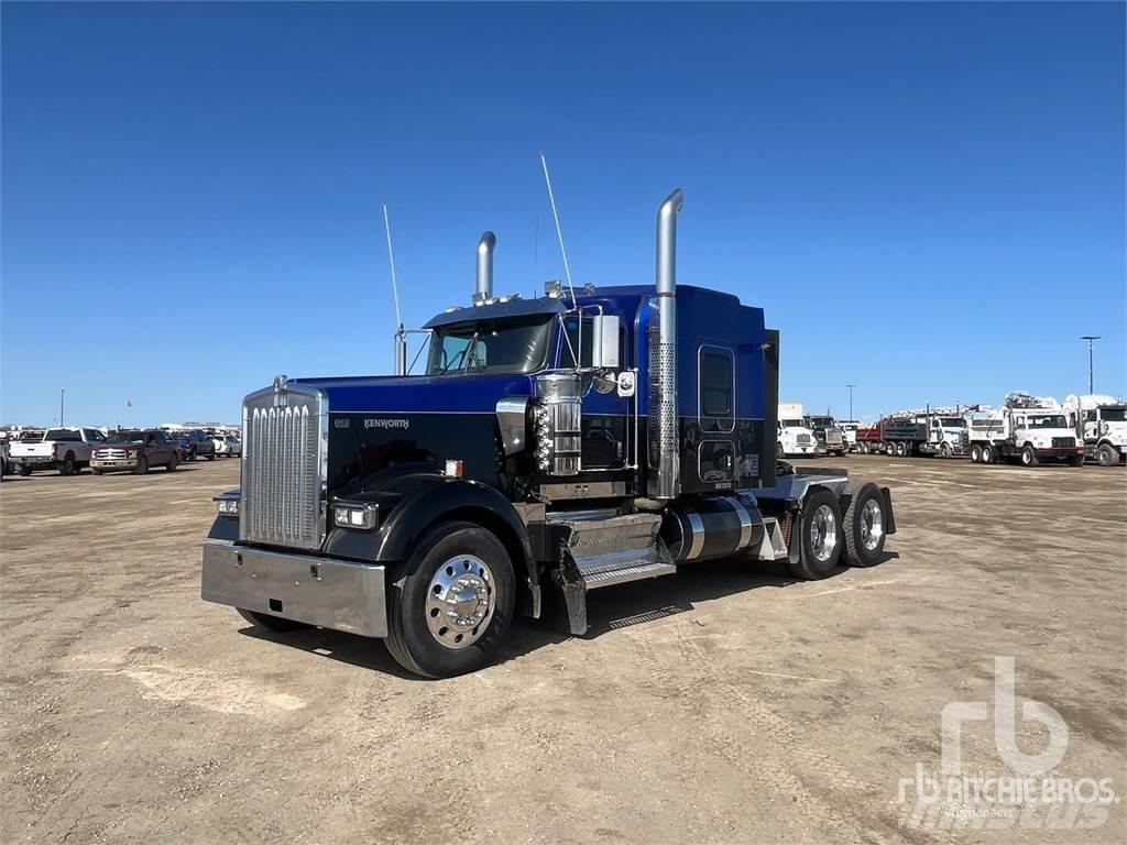 Kenworth W900 Prime Movers