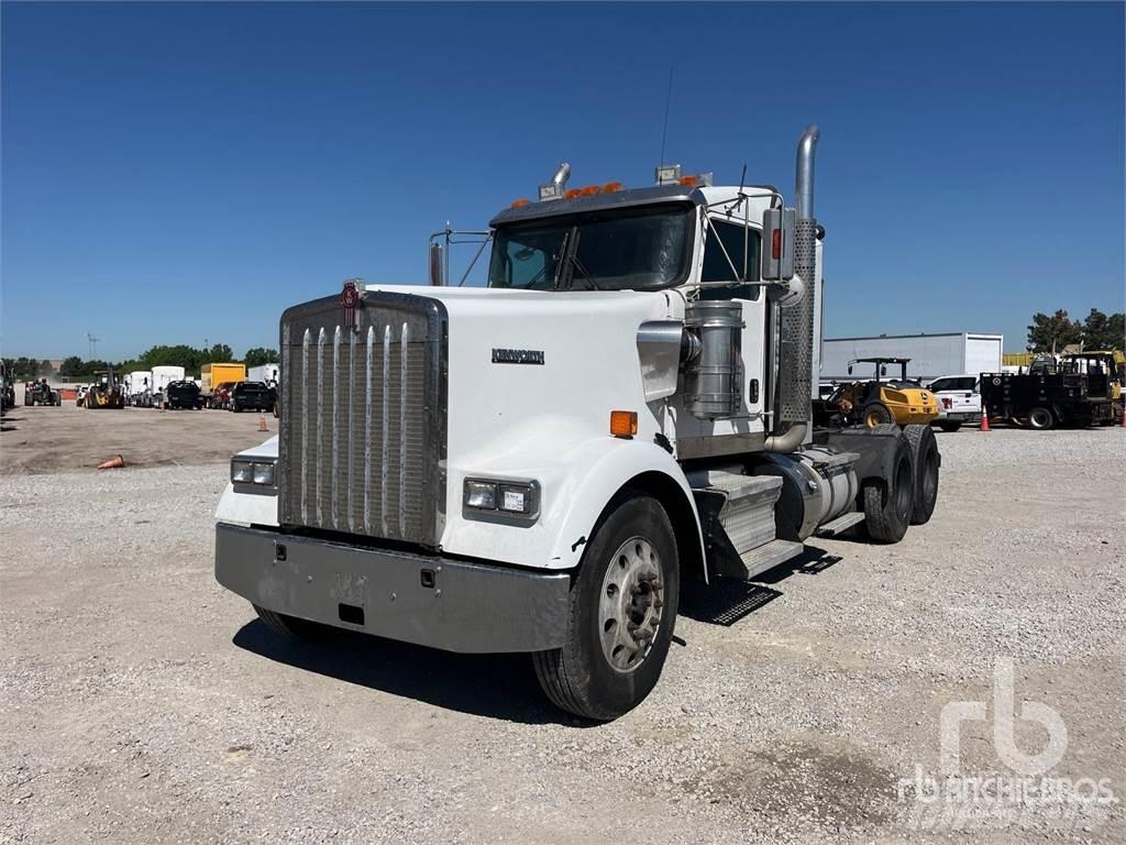 Kenworth W900 Prime Movers
