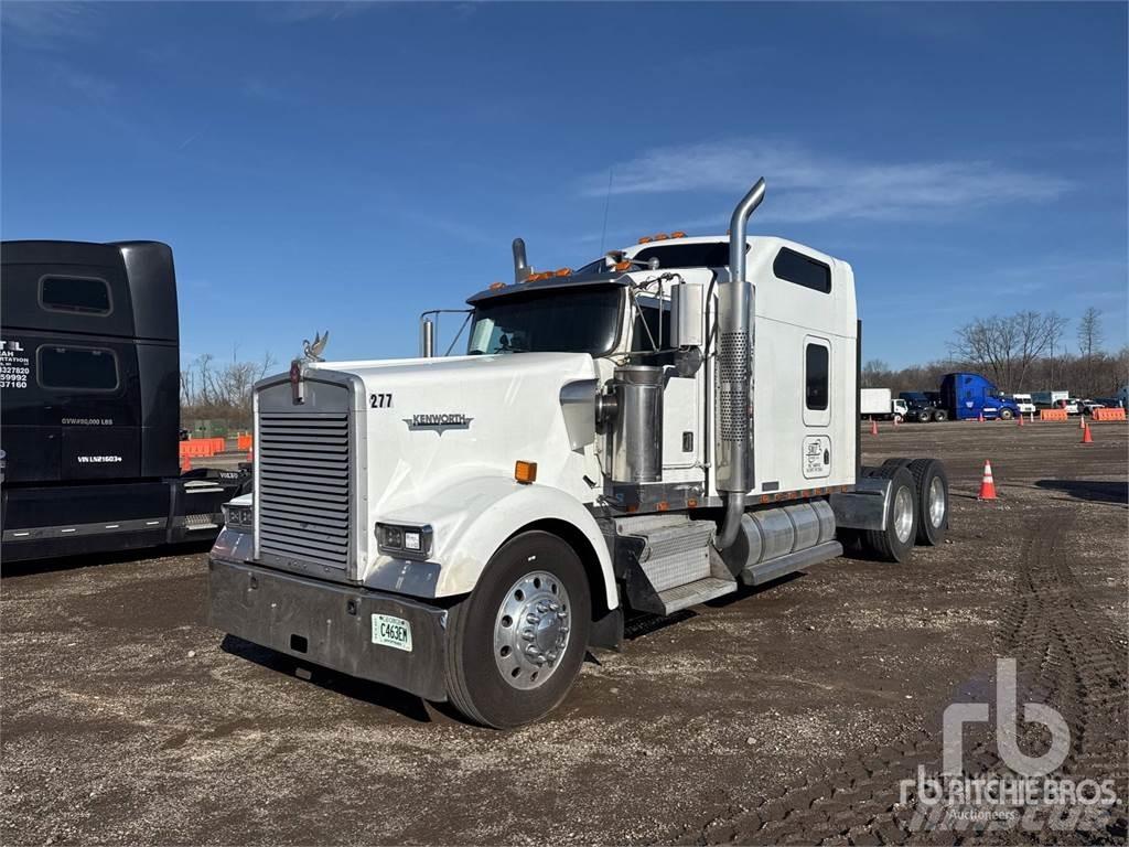 Kenworth W900 Prime Movers