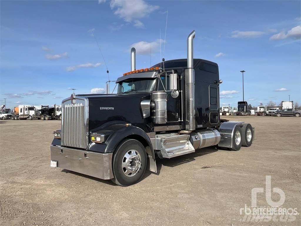 Kenworth W900L Prime Movers