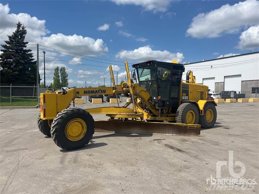 Komatsu GD655 Graders