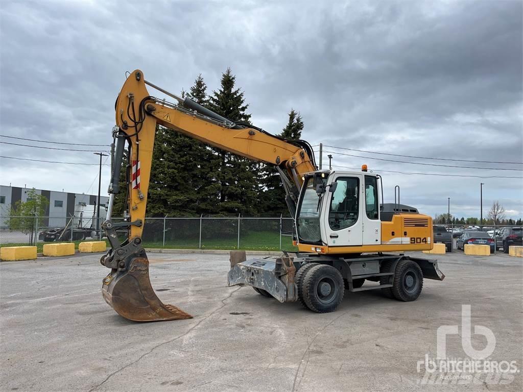 Liebherr A904C Wheeled excavators