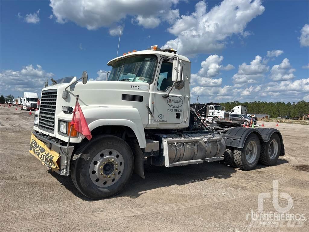 Mack CHU613 Prime Movers