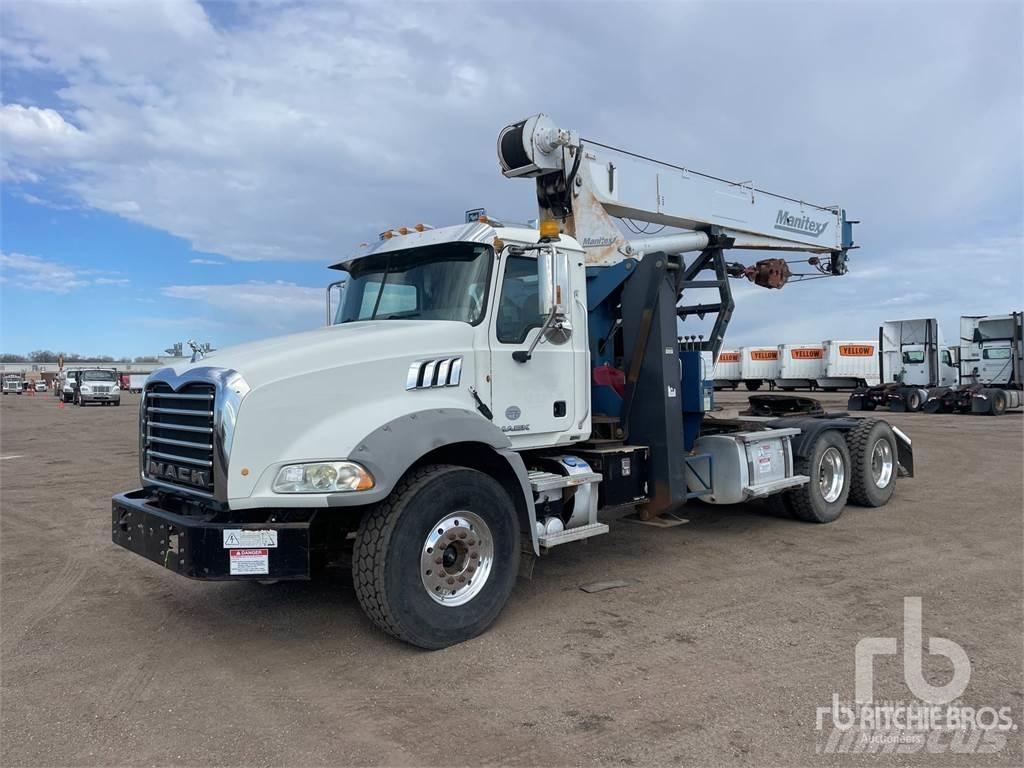 Mack GU813 Truck mounted cranes
