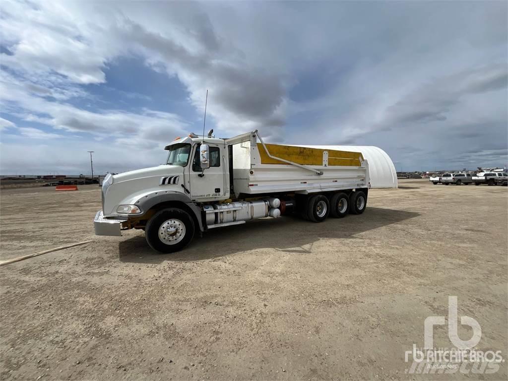 Mack GU814 Tipper trucks