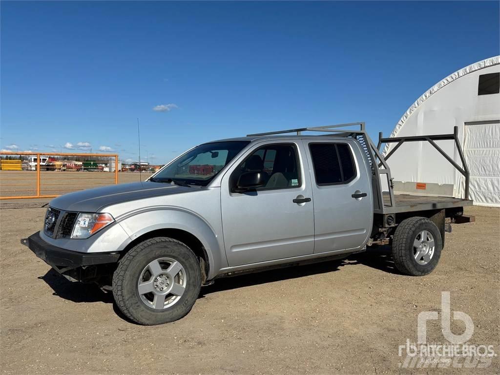 Nissan FRONTIER Flatbed / Dropside trucks
