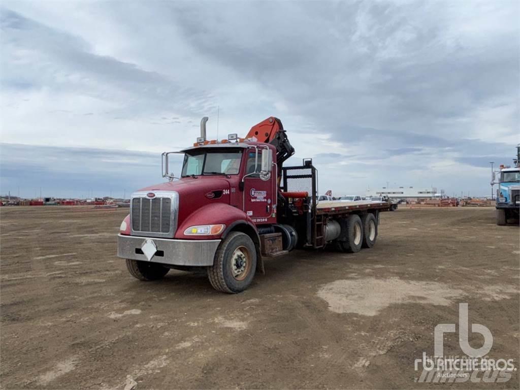 Peterbilt 348 Truck mounted cranes