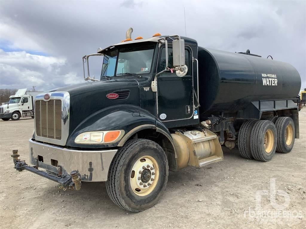 Peterbilt 348 Water bowser