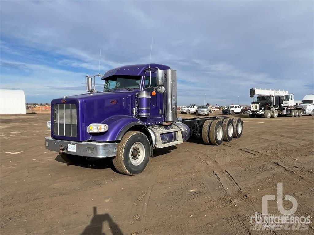 Peterbilt 367 Chassis Cab trucks