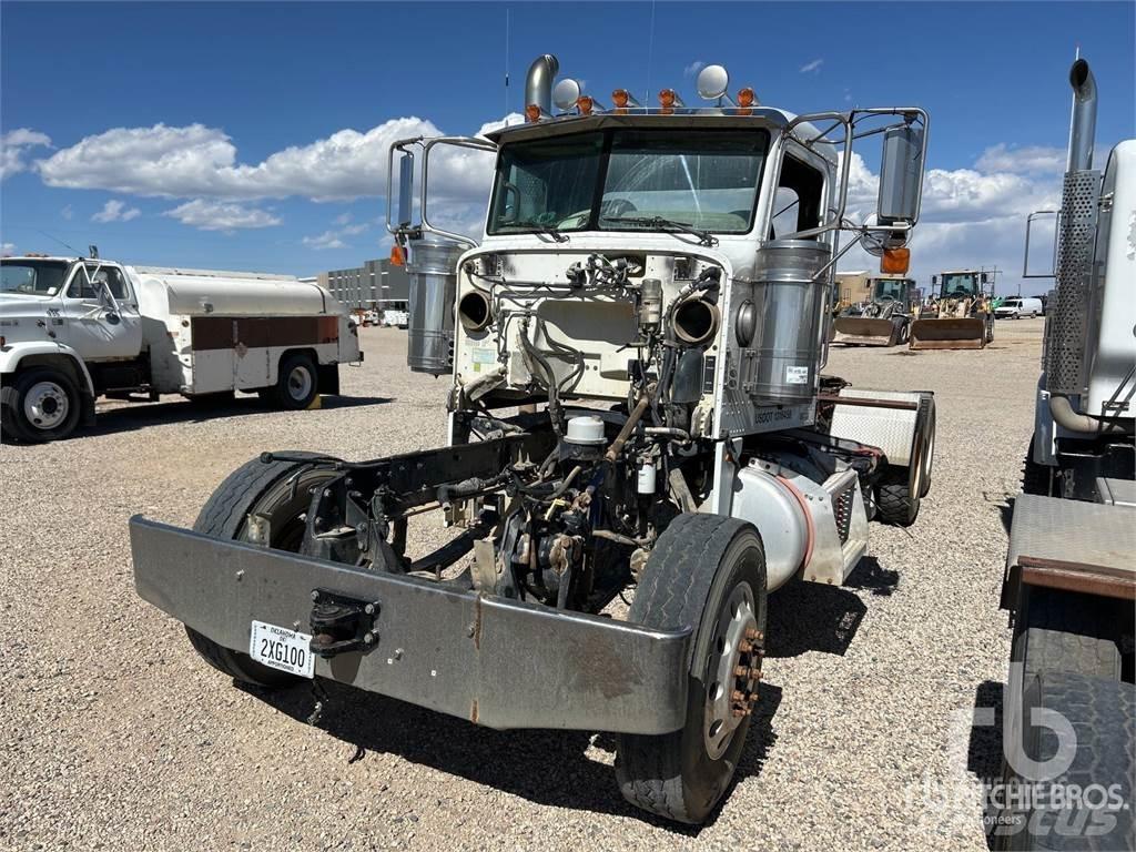 Peterbilt 367 Prime Movers