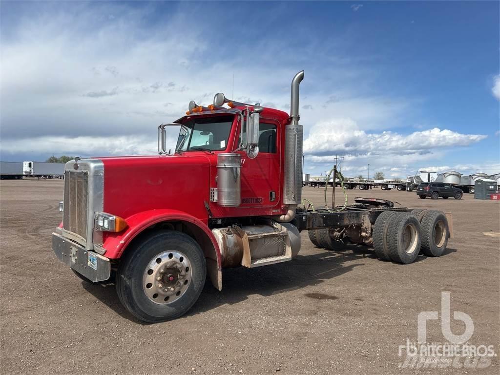 Peterbilt 379 Prime Movers