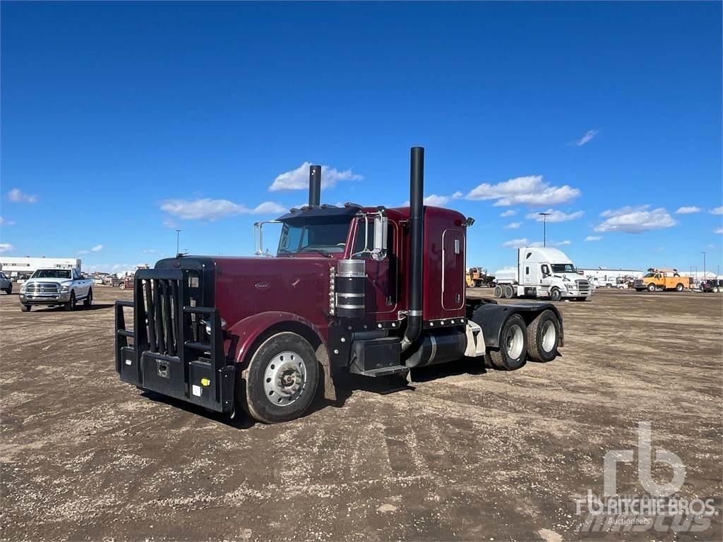 Peterbilt 389 Prime Movers