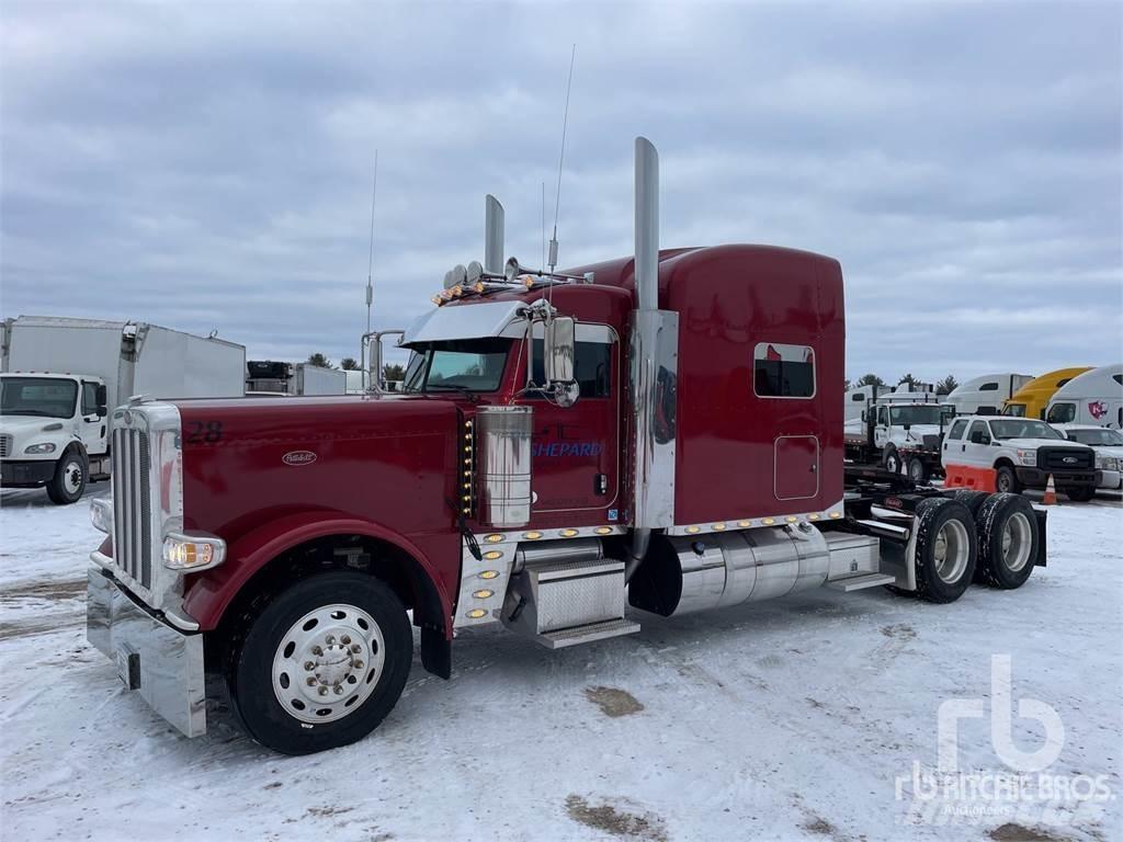 Peterbilt 389 Prime Movers