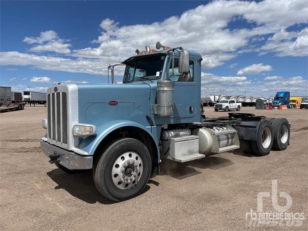 Peterbilt 389 Prime Movers