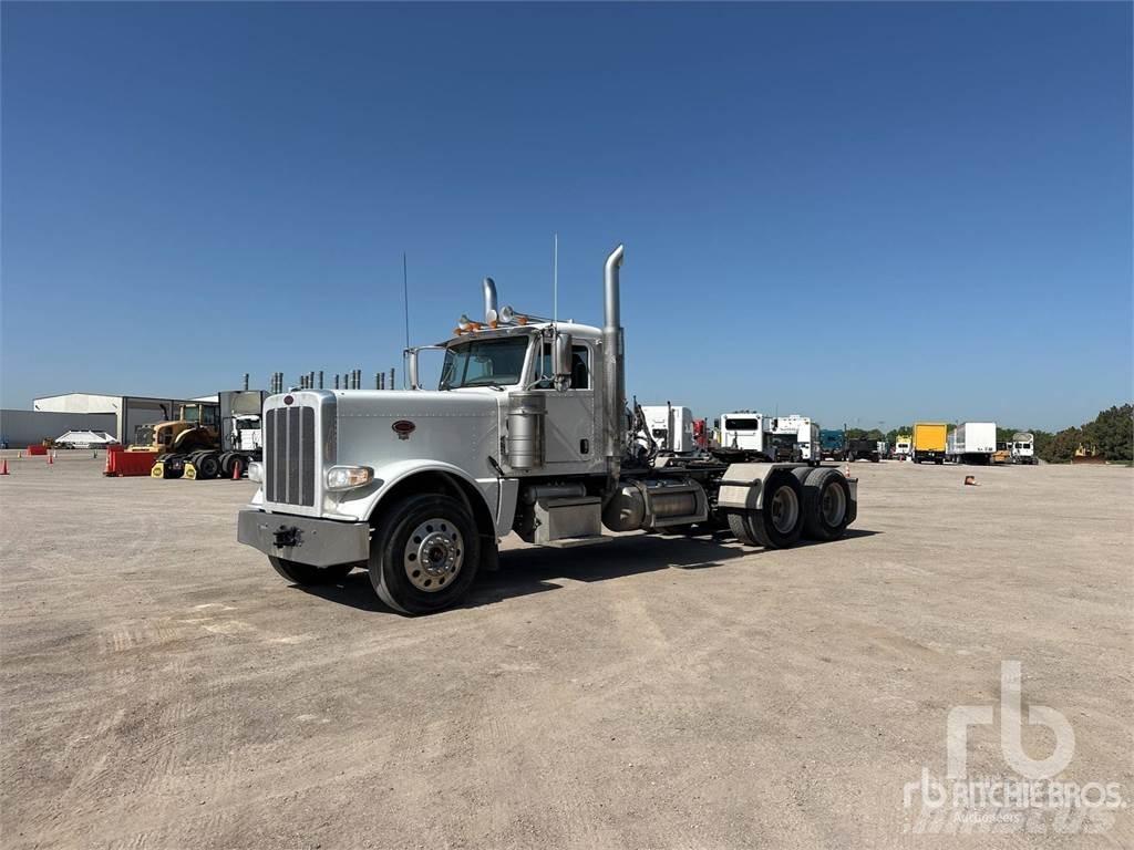 Peterbilt 389 Prime Movers