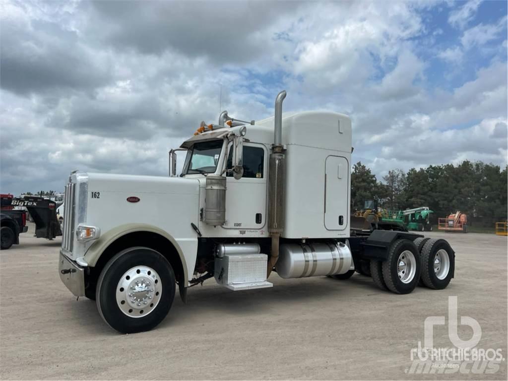 Peterbilt 389 Prime Movers