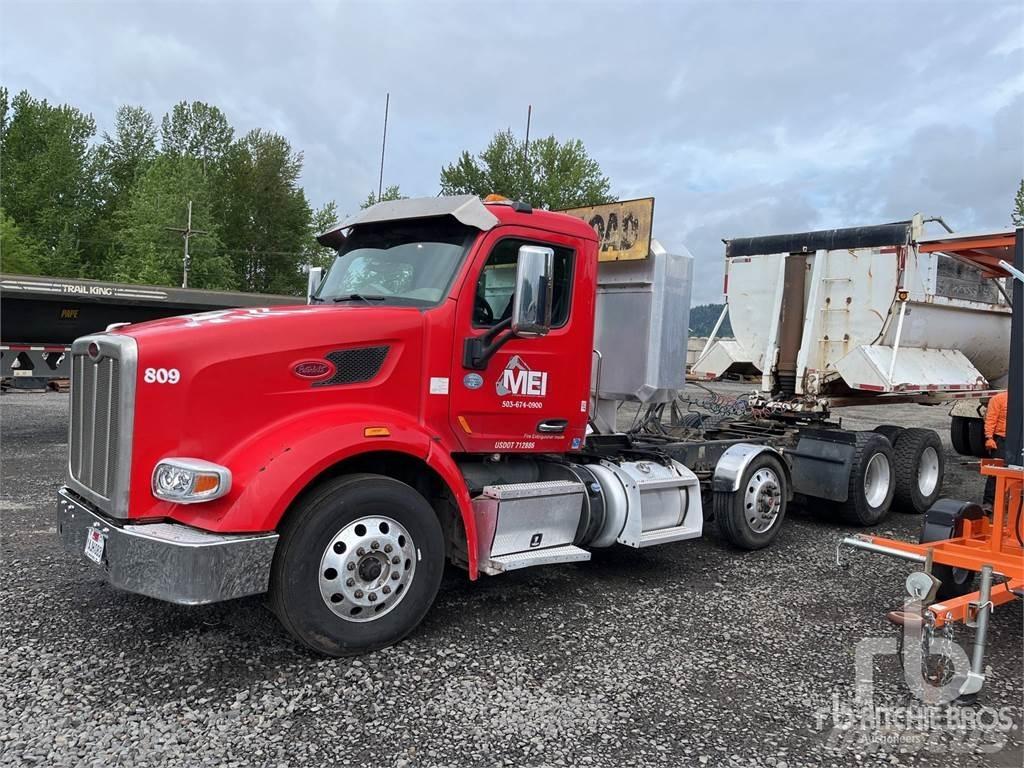 Peterbilt 567 Prime Movers