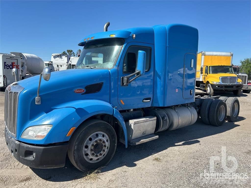 Peterbilt 579 Prime Movers