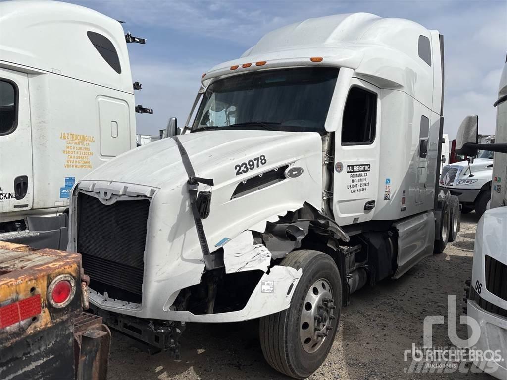 Peterbilt 579 Prime Movers