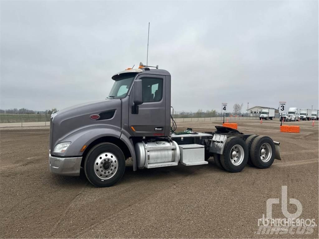 Peterbilt 579 Prime Movers