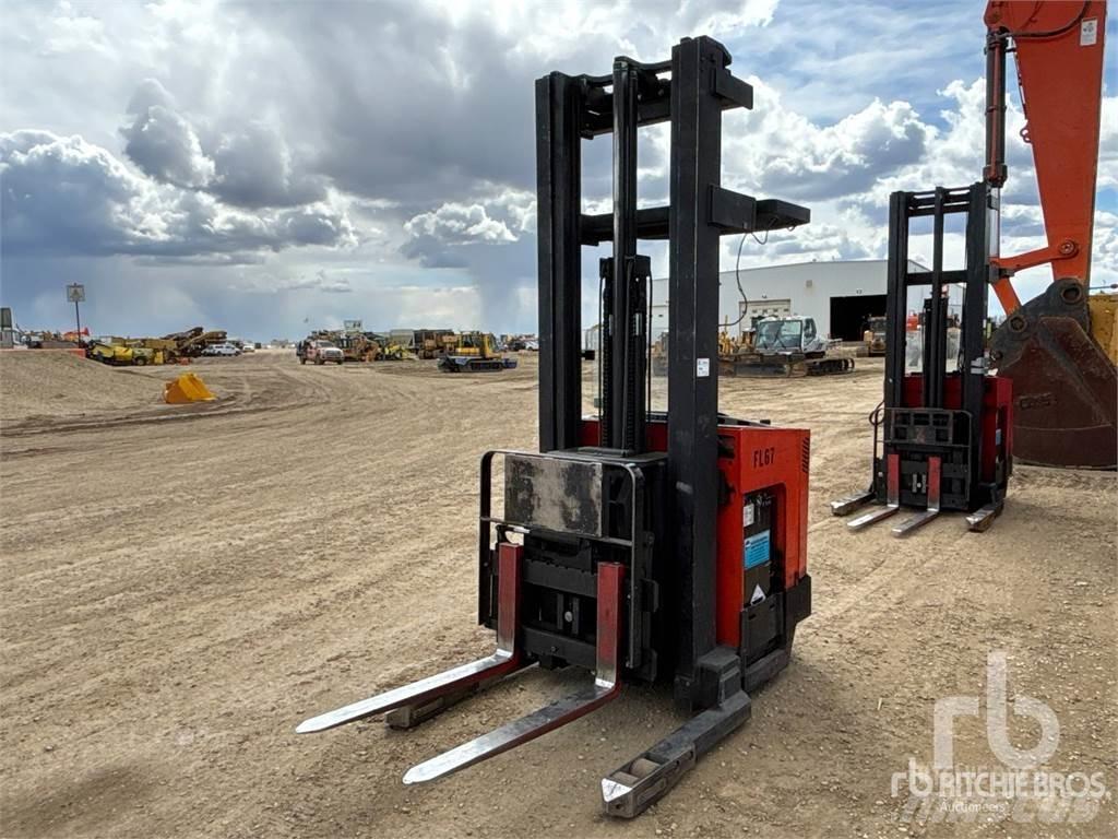 Raymond EASI Electric forklift trucks