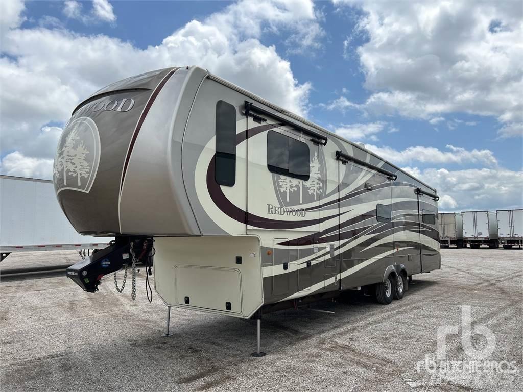  REDWOOD 38FL Light trailers