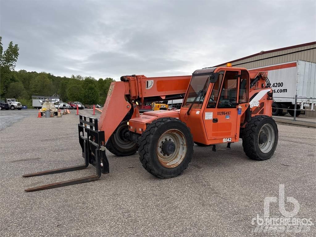 SkyTrak 8042 Telescopic handlers