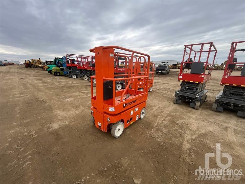Snorkel TM12 Articulated boom lifts