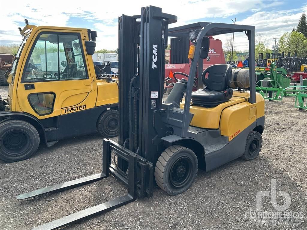 TCM FG25T-3DF Diesel trucks