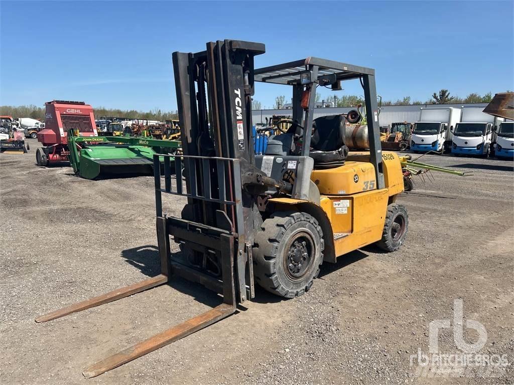 TCM FG35T2L Diesel trucks