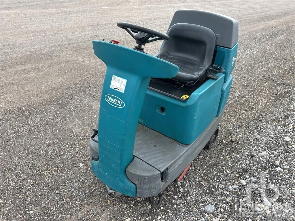 Tennant T7 Sweepers