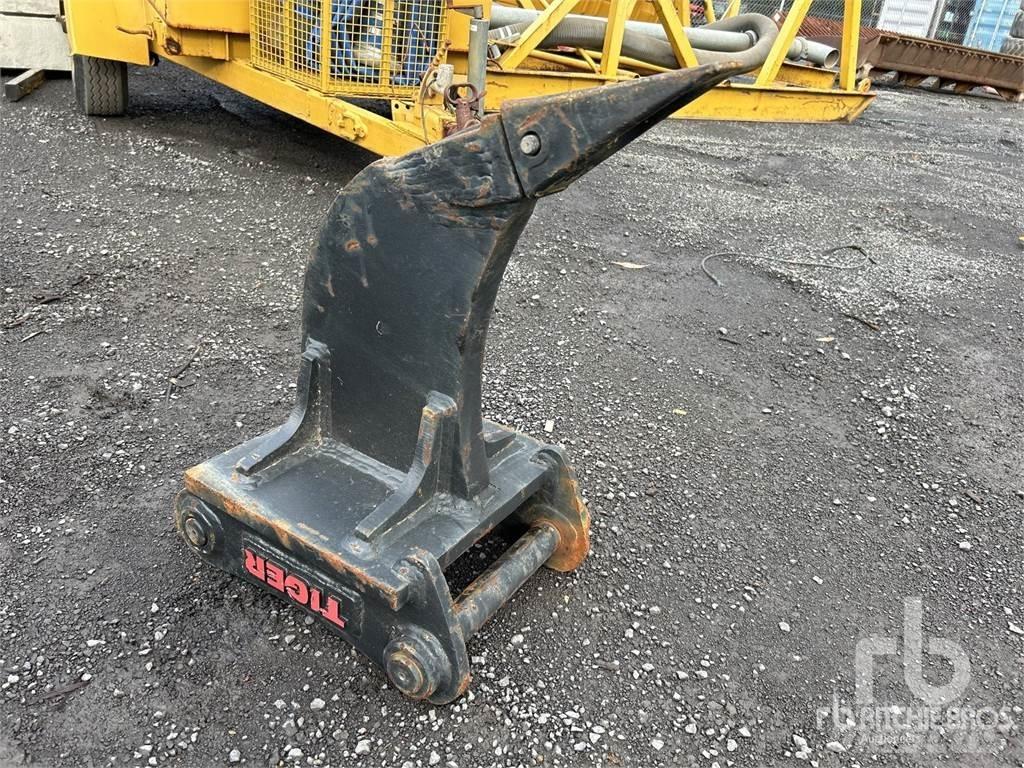 Tiger TR710 Buckets