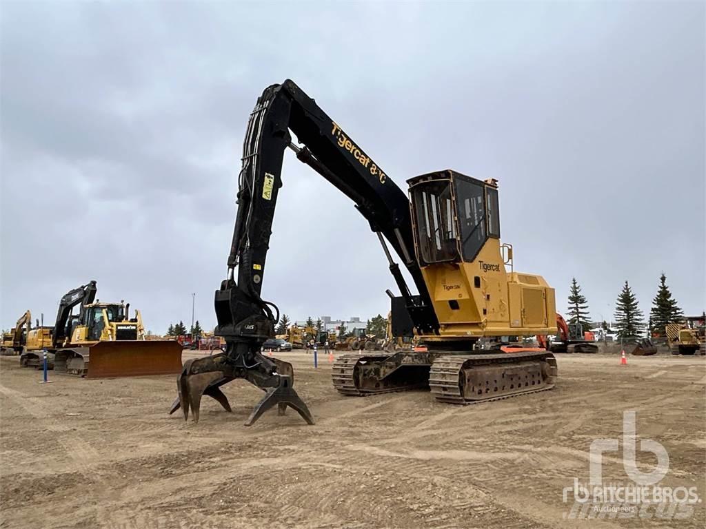 Tigercat 880 Knuckle boom loaders
