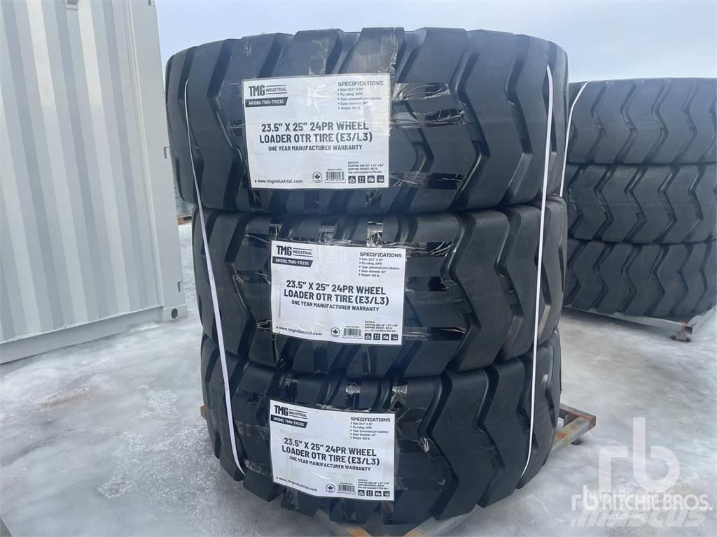 TMG TR235 Tyres, wheels and rims