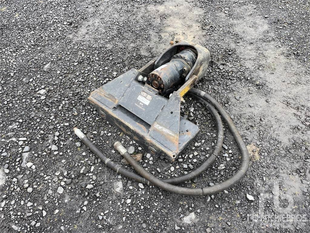 Toro 22805 Drills