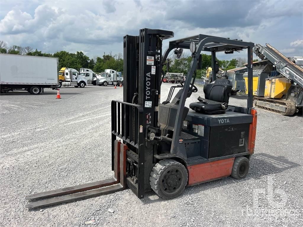 Toyota 8FBCU32 Electric forklift trucks
