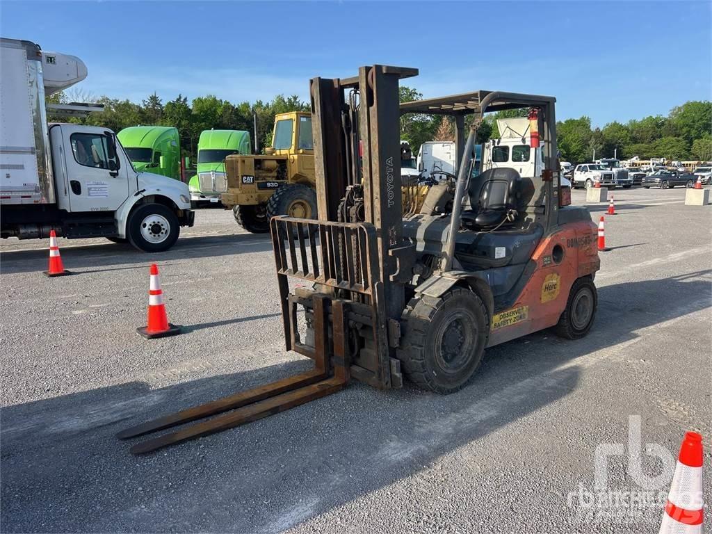 Toyota 8FD45U Diesel trucks