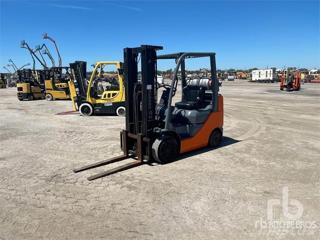 Toyota 8FGCU25 Diesel trucks
