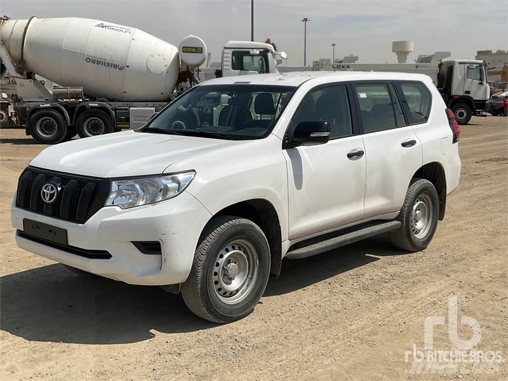 Toyota PRADO Pick up/Dropside