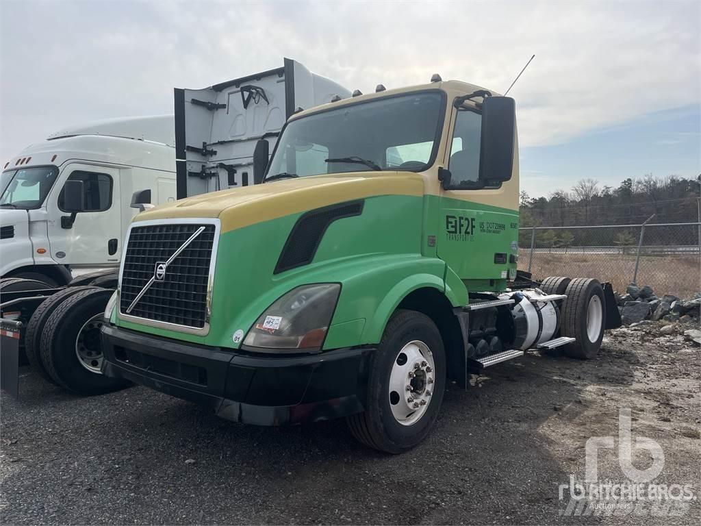 Volvo VNL Prime Movers