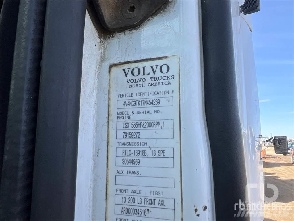 Volvo VNL Prime Movers