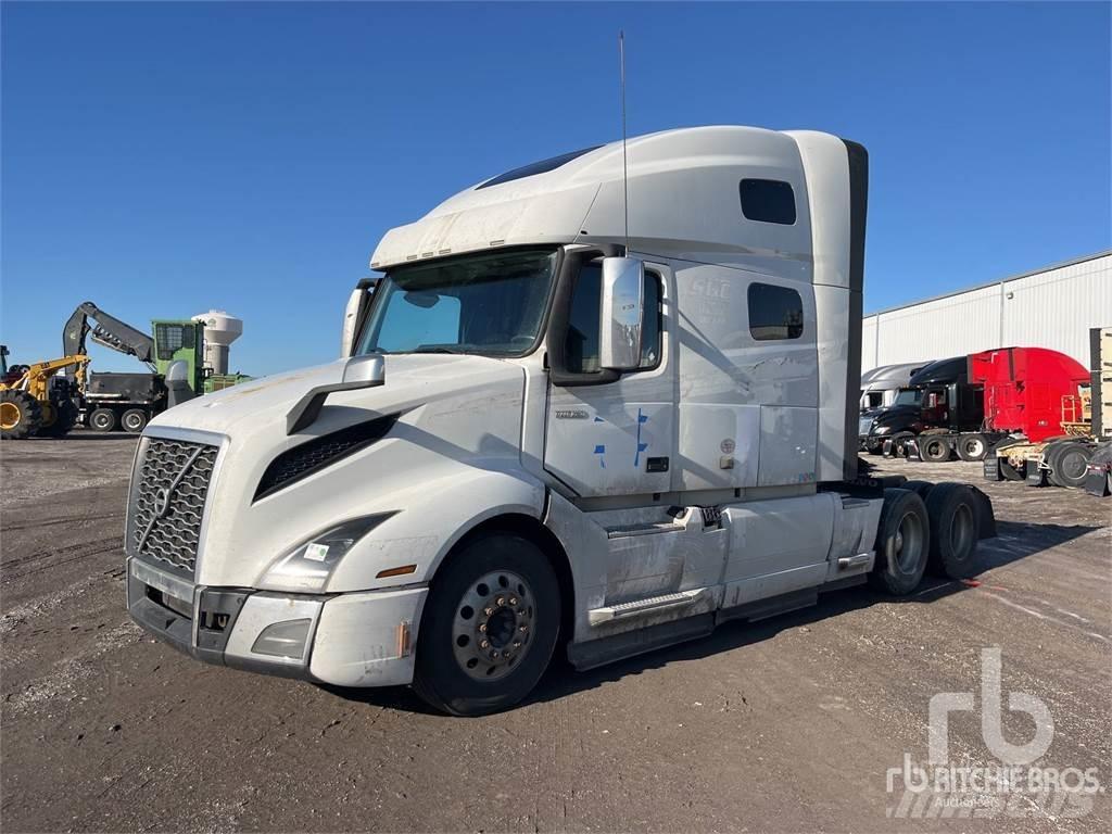 Volvo VNL Prime Movers