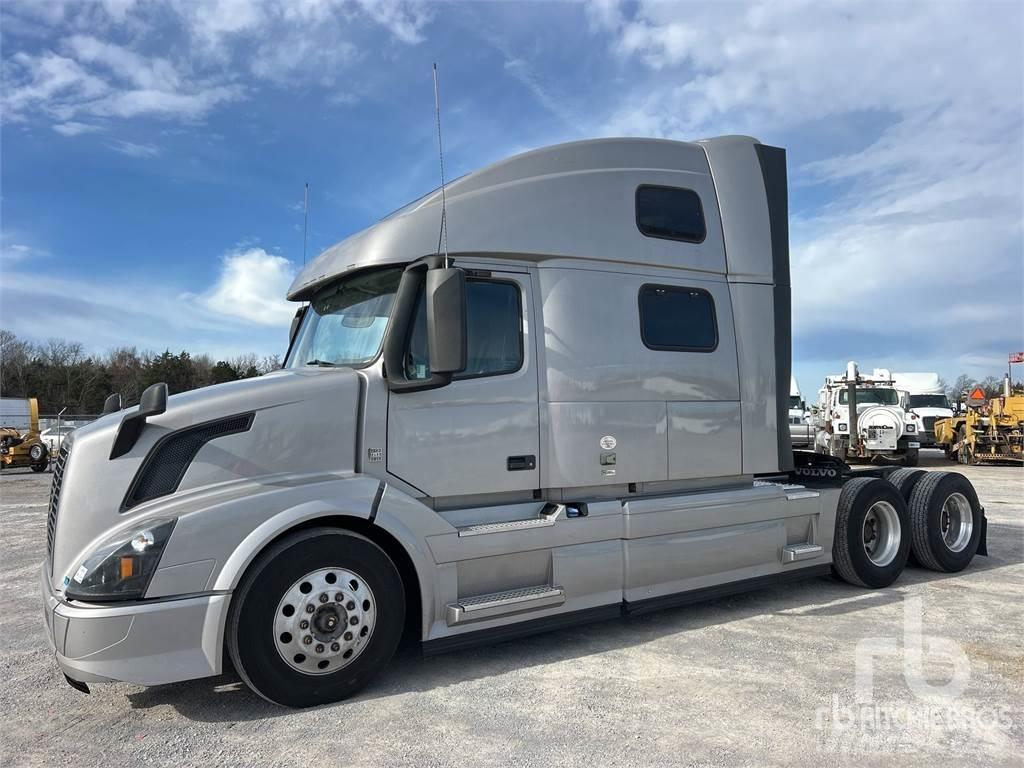 Volvo VNL780 Prime Movers