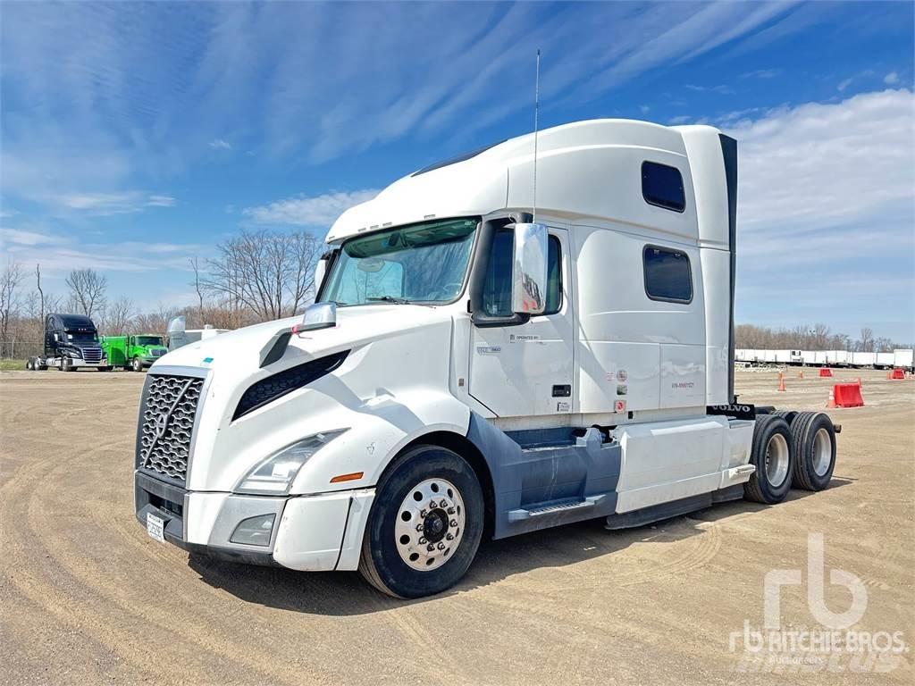 Volvo VNL860 Prime Movers