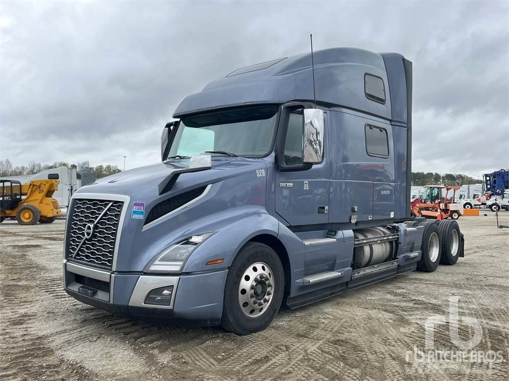 Volvo VNL860 Prime Movers